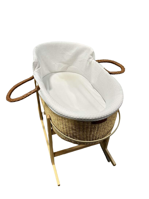 used Design Dua Natural Bilia Bassinet With Rocking Stand