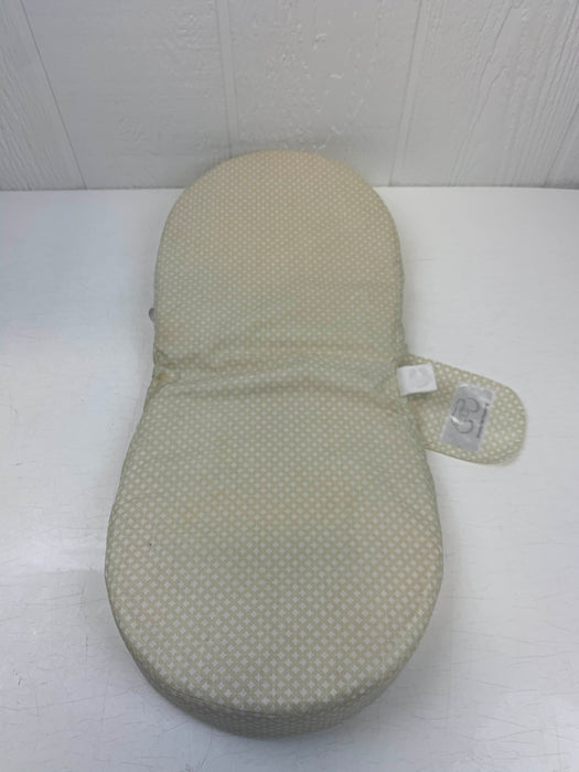 secondhand Boppy Newborn Booster