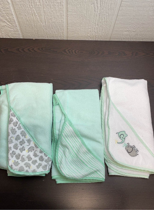 used BUNDLE Hooded Towels