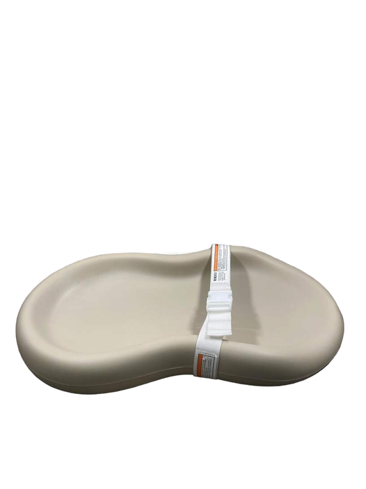 secondhand Keekaroo Peanut Changing Pad, Vanilla