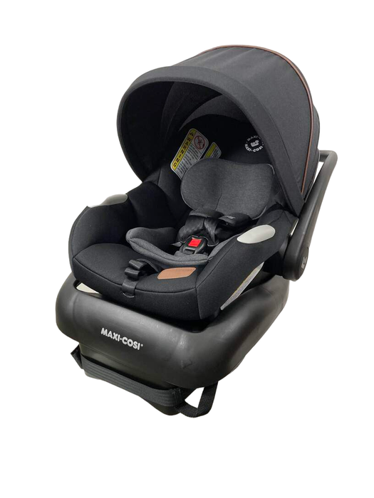 secondhand Maxi-Cosi Zelia2 Luxe Travel System, New Hope Black, 2023