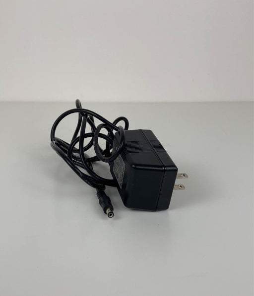 secondhand Medela Pump In Style Advanced Power Adapter