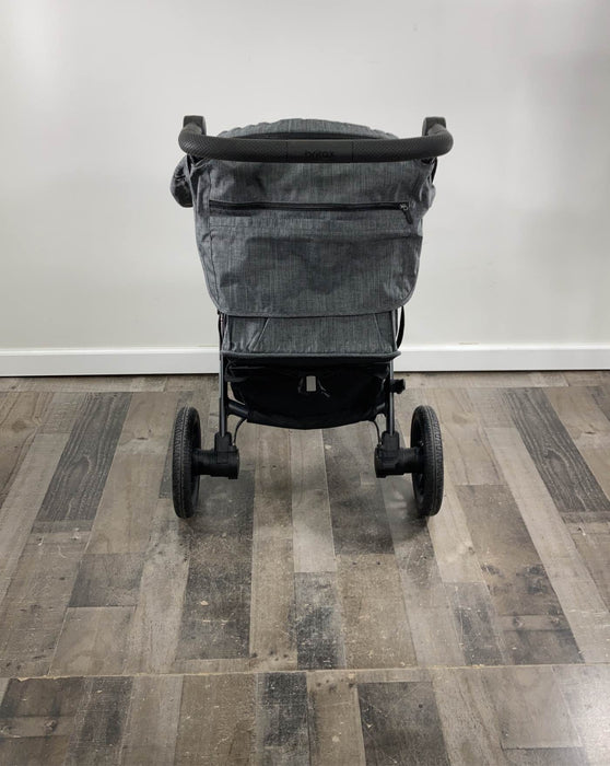 used Britax B-Safe Gen2 FlexFit Travel System