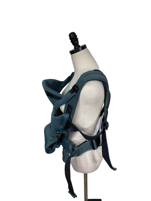 secondhand BabyBjorn Baby Carrier Free, Sage Green 3D Mesh