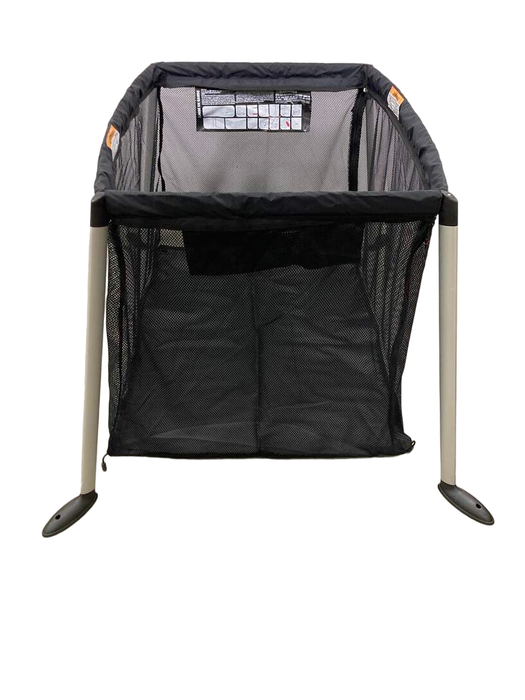 secondhand Phil & Teds Traveller Crib V5 4-in-1