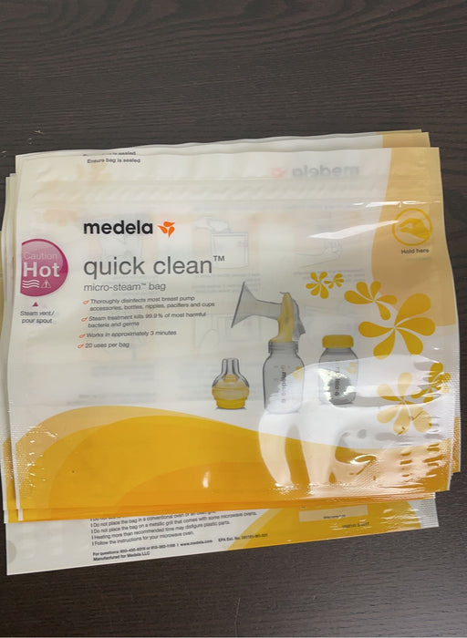 secondhand BUNDLE Medela Bottles, & Breastfeeding Accessories