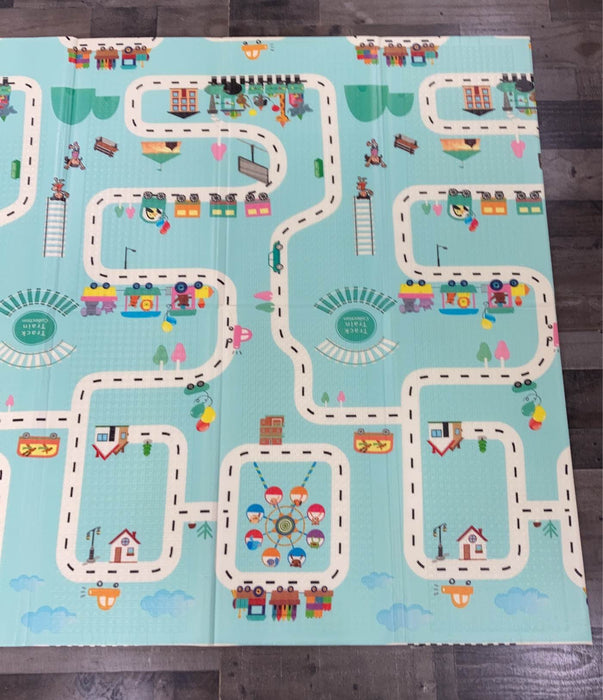 used Unknown Reversible Fold Up Play Mat