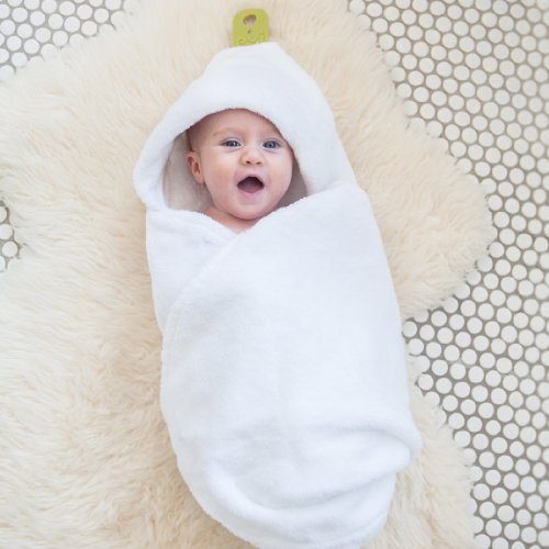 used Puj Hug Hands-Free Hooded Infant Towel