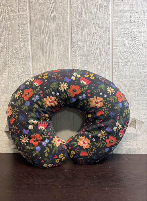 used Boppy Luxe Nursing Pillow, Floral