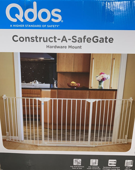 used Qdos Construct-A-SafeGate, White NEEDS PHOTOS OUT OF THE BOX WITH HARDWARE