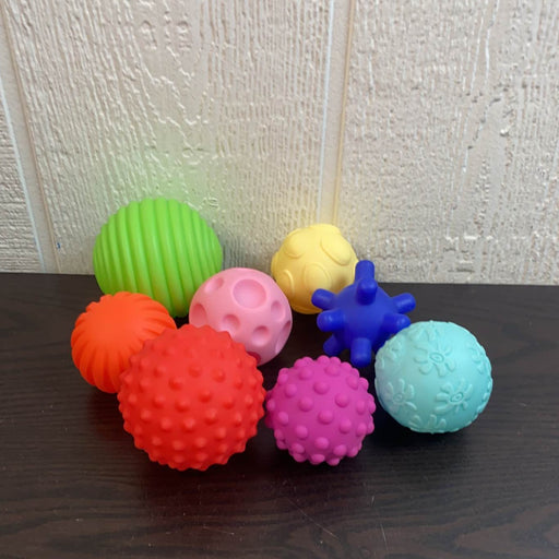 used BUNDLE Balls