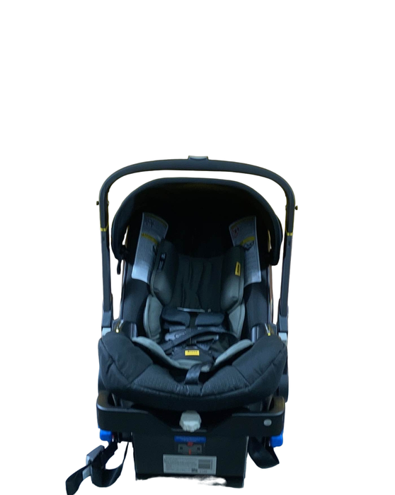 used Doona Infant Car Seat & Stroller Combo, 2023, Nitro Black