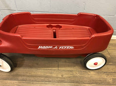 secondhand Radio Flyer Pathfinder Wagon