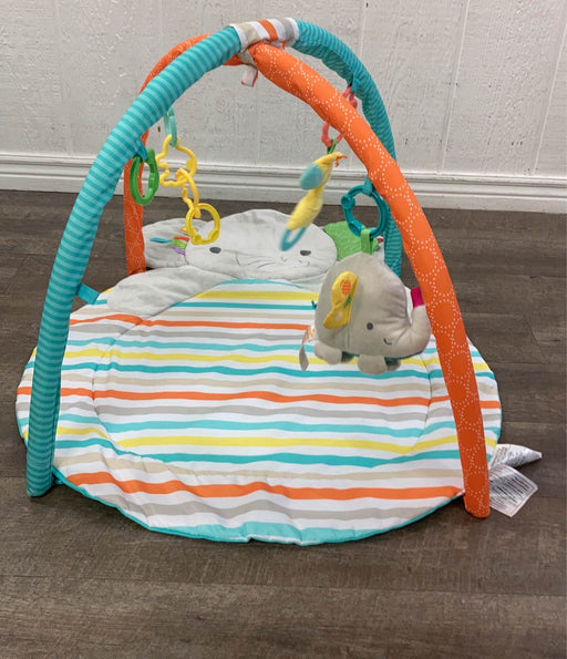 secondhand Bright Starts Hug-n-Cuddle Playmat