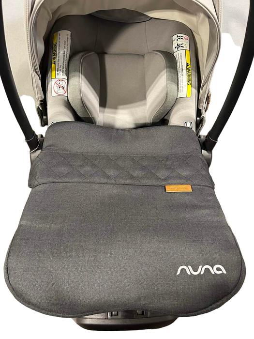 secondhand Nuna Pipa Lite RX And Pipa Relx Base, 2022, Frost