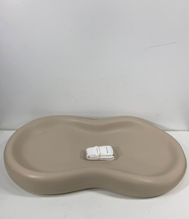 secondhand Keekaroo Peanut Changing Pad, Vanilla