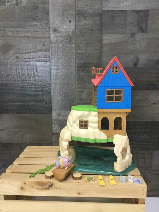 used Calico Critters Secret Island Playhouse