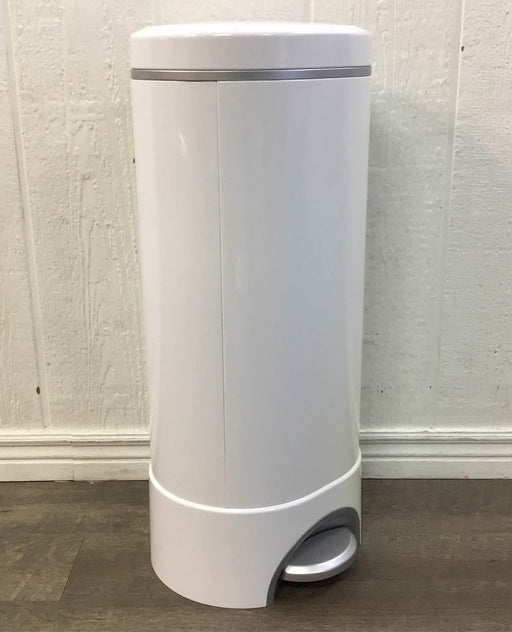 used Munchkin Step Diaper Pail, With Accessories