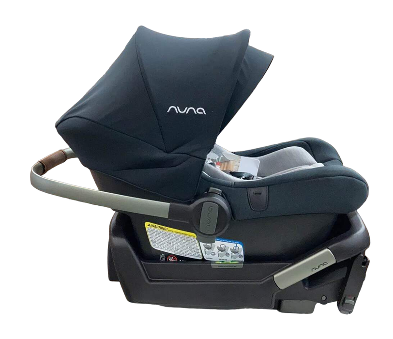 secondhand Nuna TAVO PIPA Travel System, 2022, Caviar