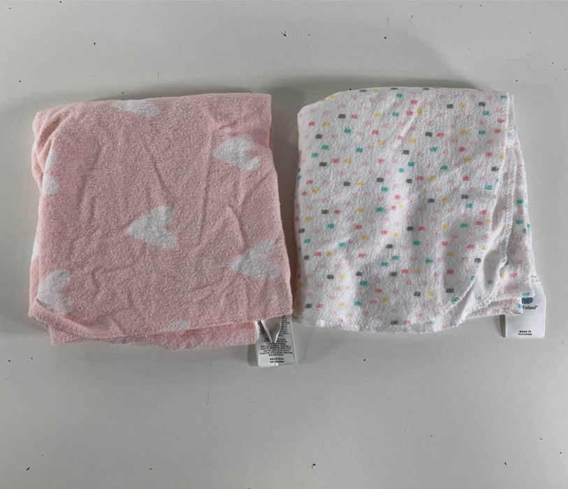 used Cloud Island Flannel Blankets, 2pack