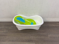 secondhand Summer Infant Comfort Height Bath Center With Step Stool