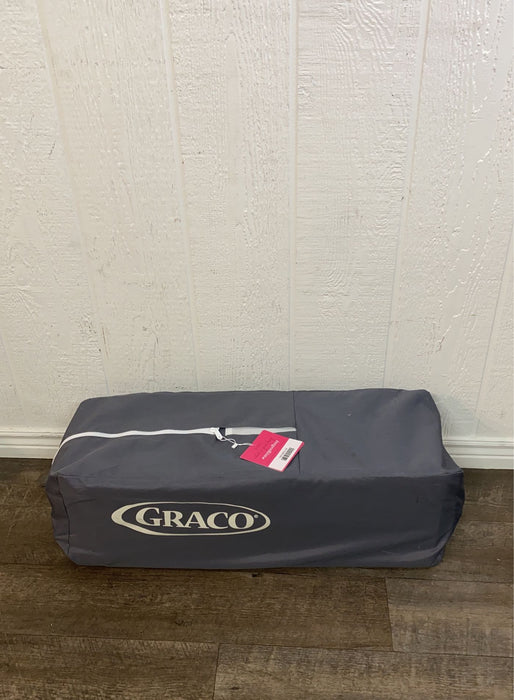 used Graco Pack N Play Playard Reversible Napper & Changer