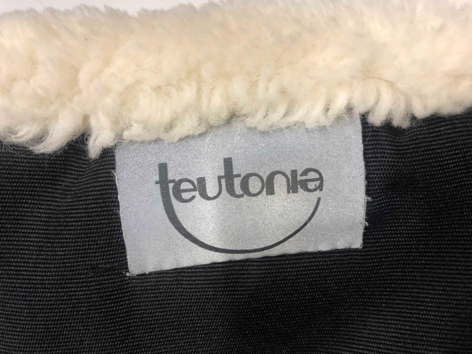 Teutonia T-Hand Muff