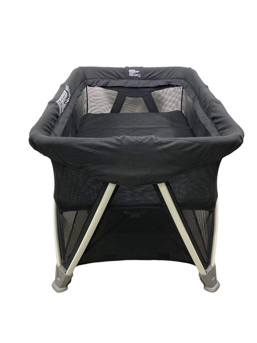 secondhand Nuna SENA Playard, Black