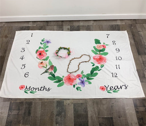 secondhand Milestone Blanket, With Accessories