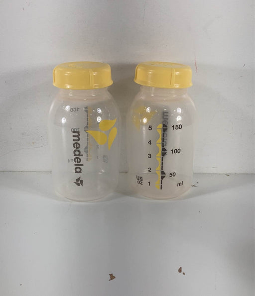 secondhand Medela 5oz Bottles