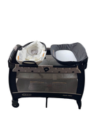 used Graco Pack 'n Play Close2Baby Bassinet Playard