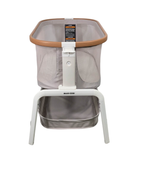 secondhand Maxi-Cosi Iora Bedside Bassinet, horizon sand