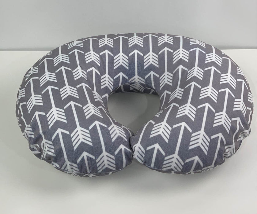 used Kids N’ Such Nursing Pillow Cover With Nursing Pillow