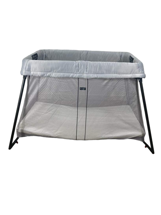 used BabyBjorn Travel Crib Light, Blue