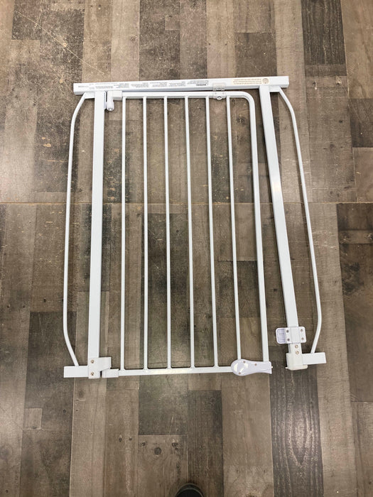 used Summer Infant Multi-Use Walk Through Gate