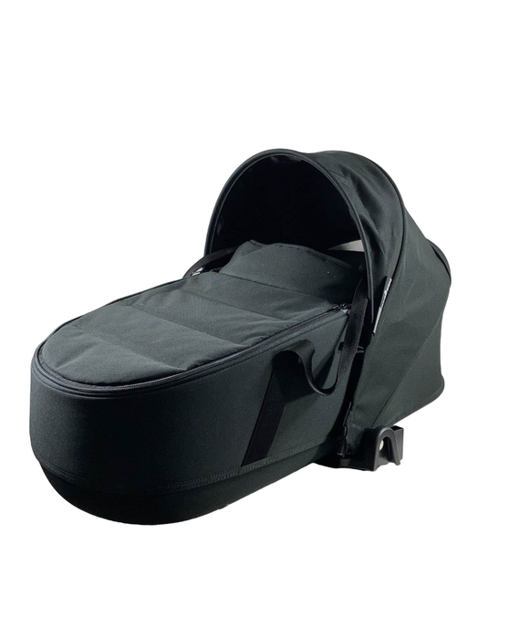 secondhand Babyzen YOYO Bassinet, Black