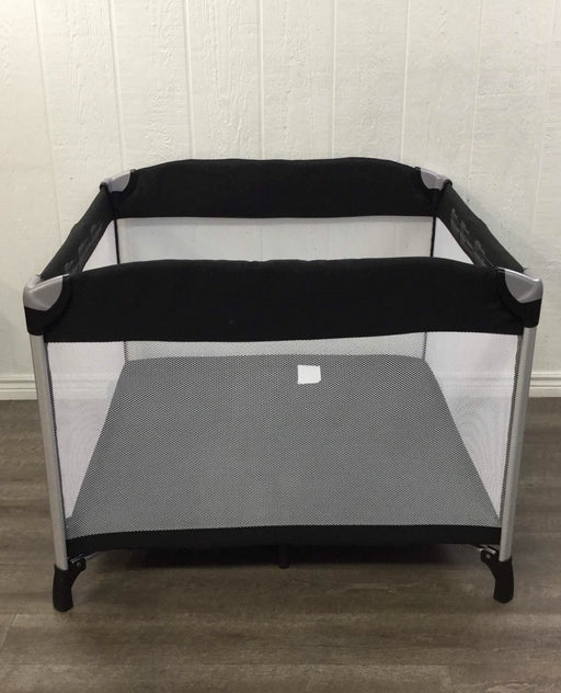 secondhand Joovy Room2 Playard, Black