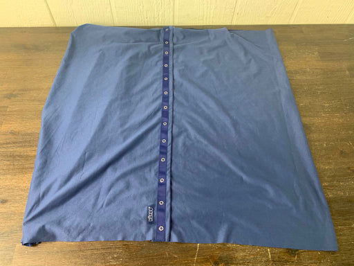 secondhand NuRoo Nursing Scarf