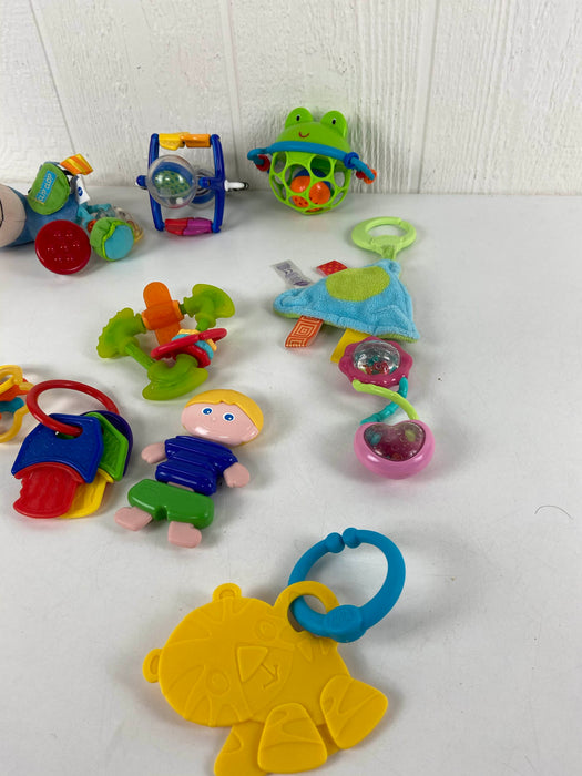 secondhand BUNDLE Grasping Toys