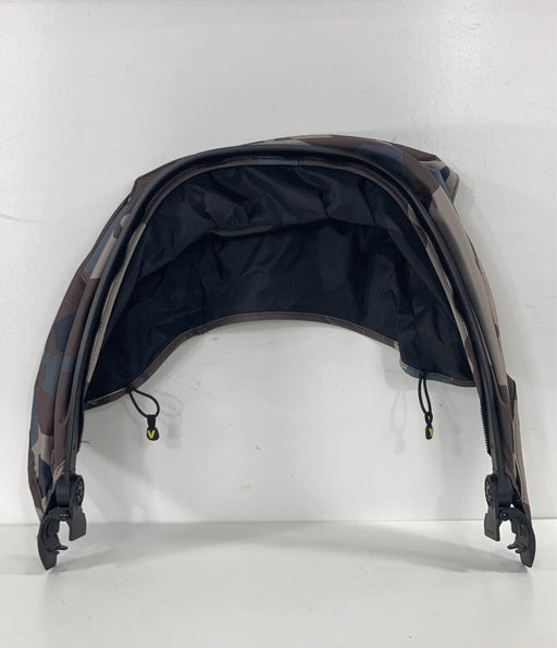 used Veer Retractable Canopy, Camo