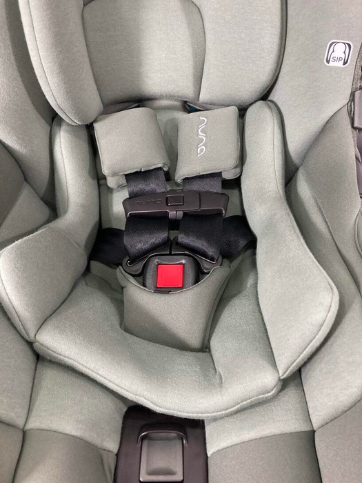 secondhand Carseat