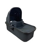 used Mompush Ultimate 2 Bassinet, Black