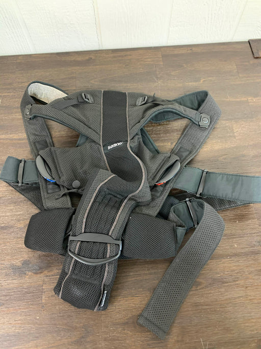 secondhand Baby Bjorn Baby Carrier Miracle