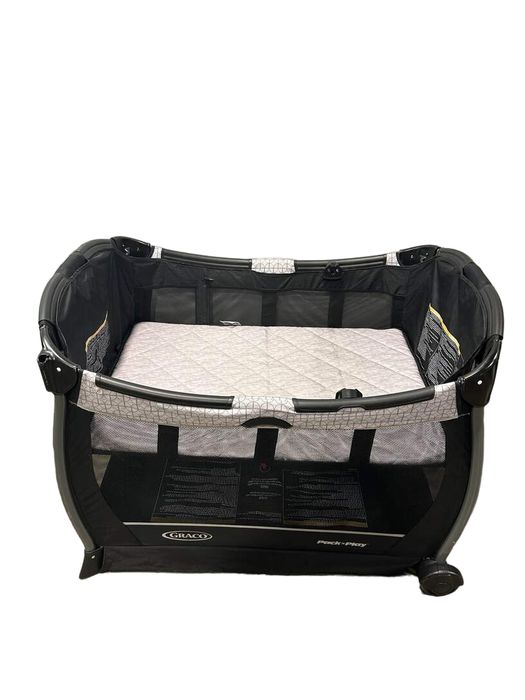 Graco Pack 'n Play Playard Cuddle Cove