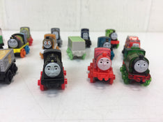 secondhand BUNDLE Thomas Mini Set, With 20 Trains