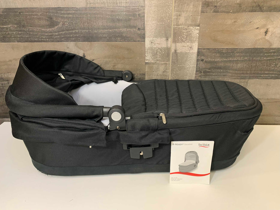 secondhand Britax B-Ready Bassinet