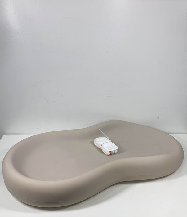 used Keekaroo Peanut Changing Pad, Vanilla