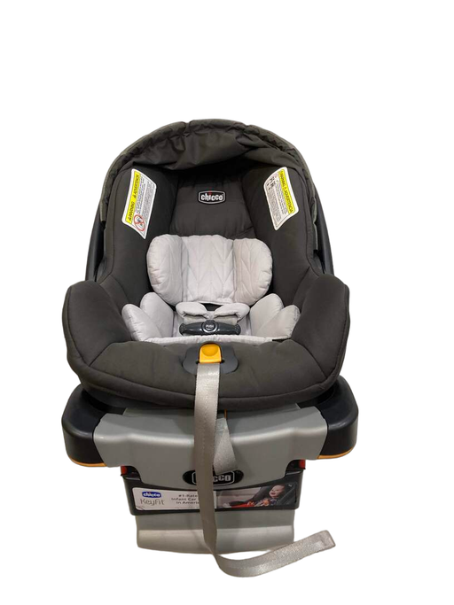 secondhand Chicco KeyFit 30 Infant Car Seat