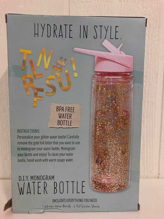 secondhand DIY Monogram Water Bottle