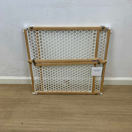 used Safety 1st Wooden Gate